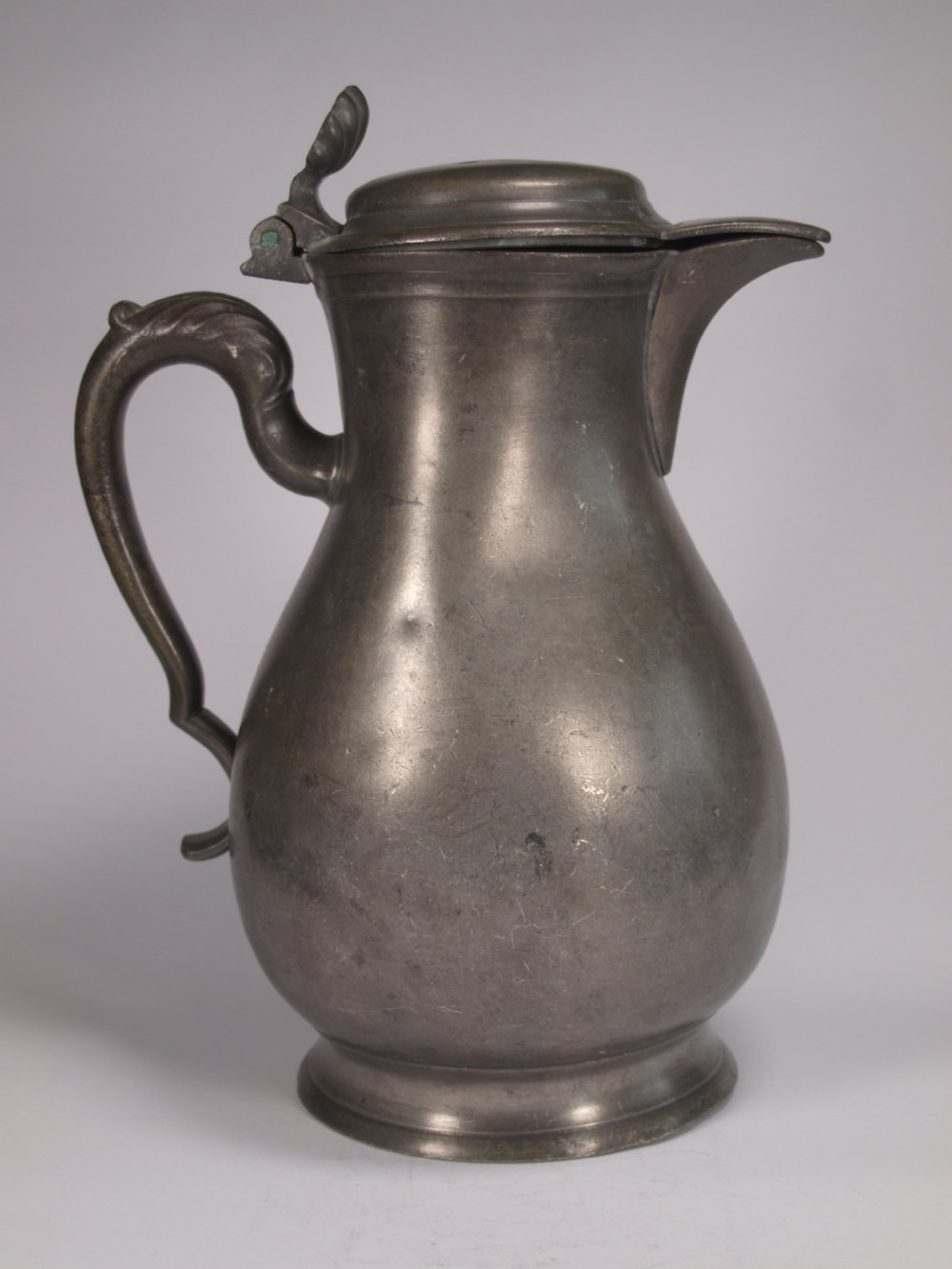 antique flemish pewter spouted flagon good brussels marks large display item