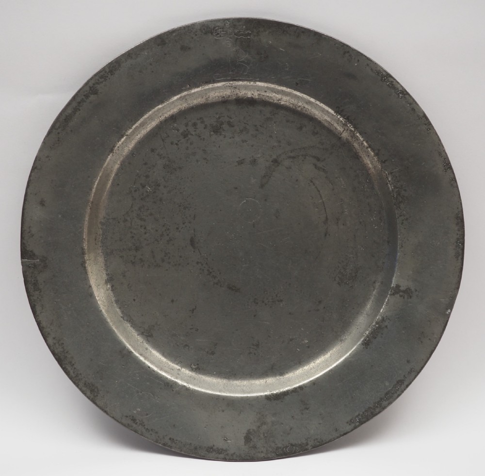 antique english pewter 9in plain rim plate by john osborn ii 1785