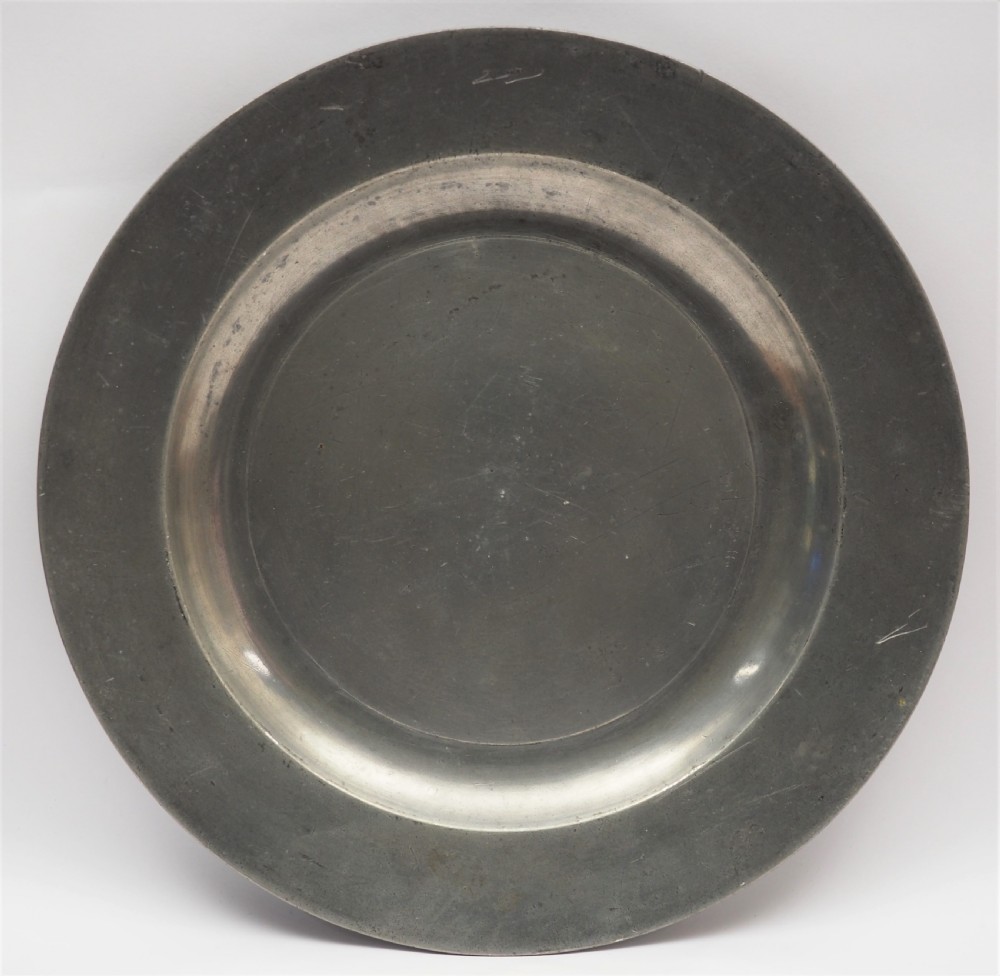 antique english pewter 9in plain rim plate by russell laugher of worcester circa1740