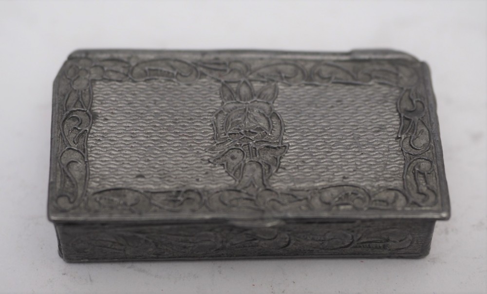 antique english pewter ladies snuff box of small size circa 1830