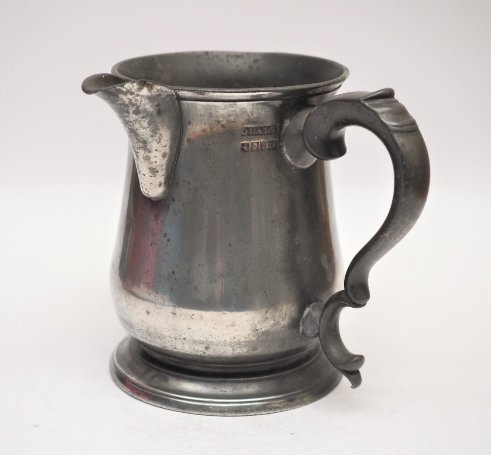 antique english pewter 1 quart spouted measure j edwards ii 186183