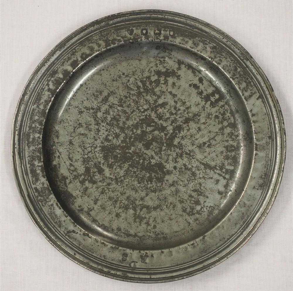 charles ii pewter triple reeded hammered plate by thomas smith circa 1680