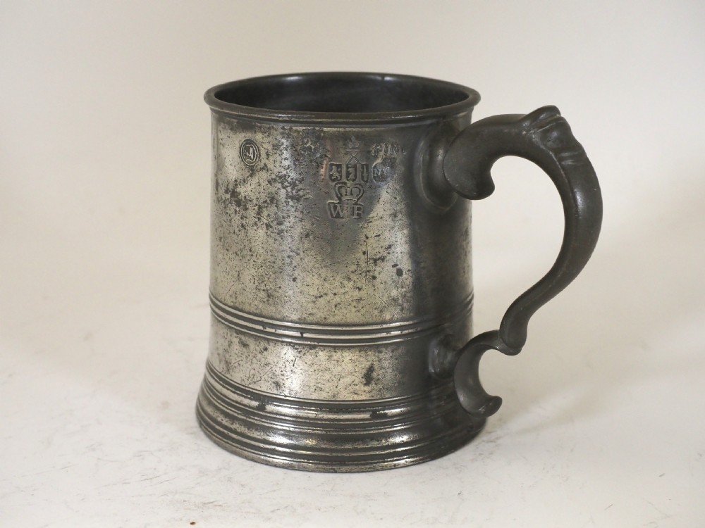 antique english pewter 1 pint measure by thomas phillips i of london circa 1820