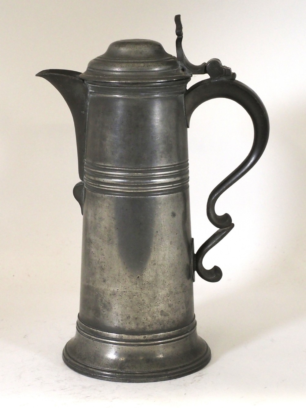 antique english pewter spouted spire flagon of small size circa 1790
